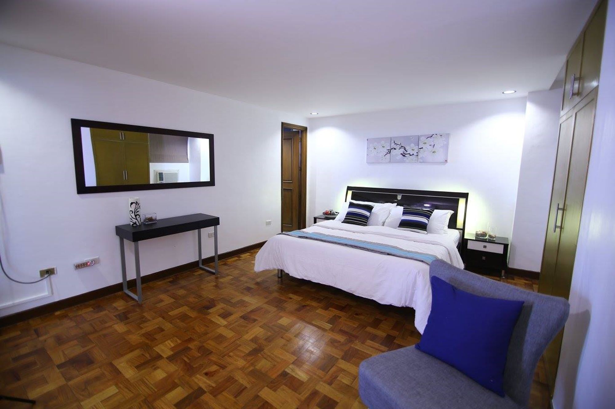 Reddoorz Plus @ Casino Street Makati Makati City Екстериор снимка