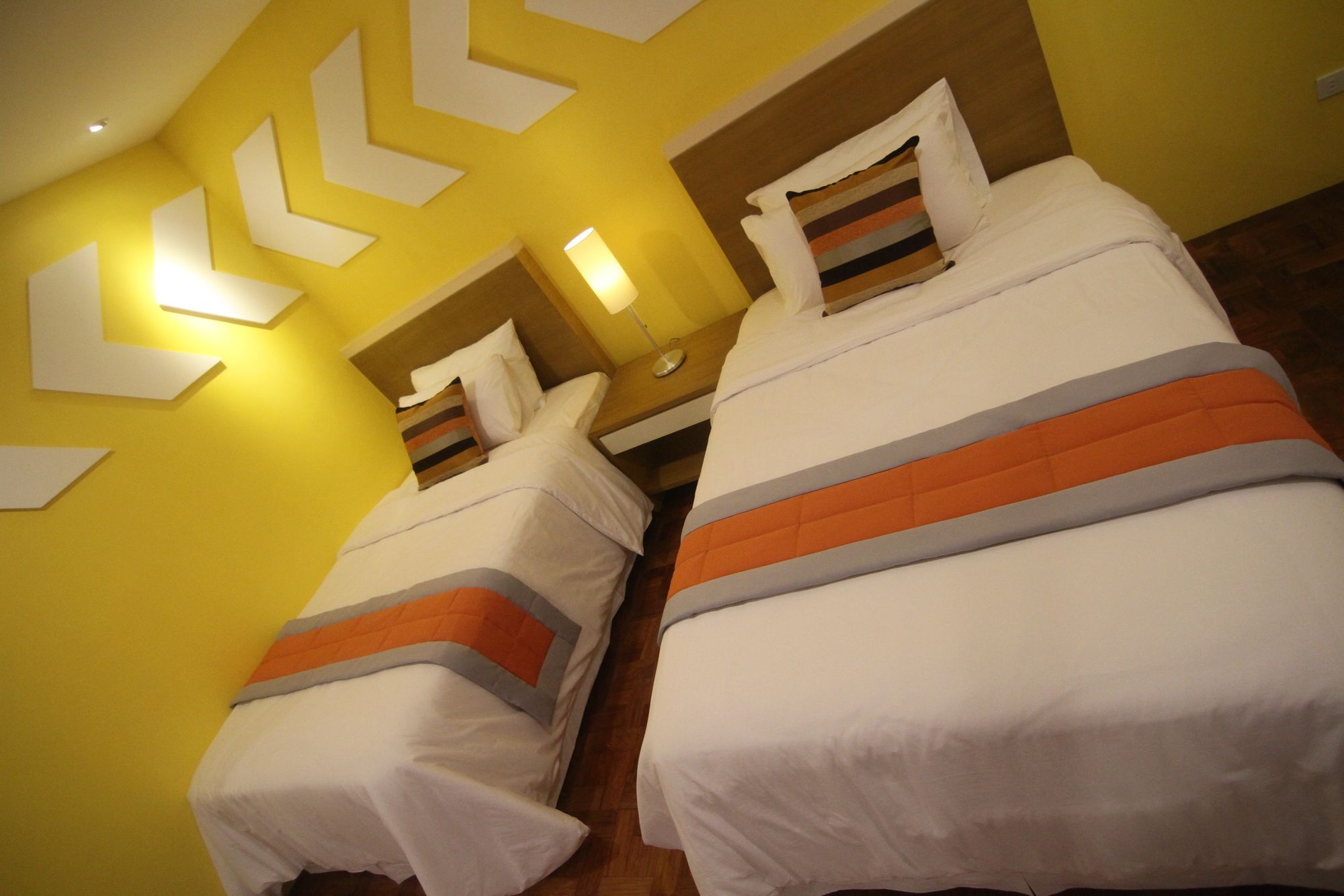 Reddoorz Plus @ Casino Street Makati Makati City Екстериор снимка