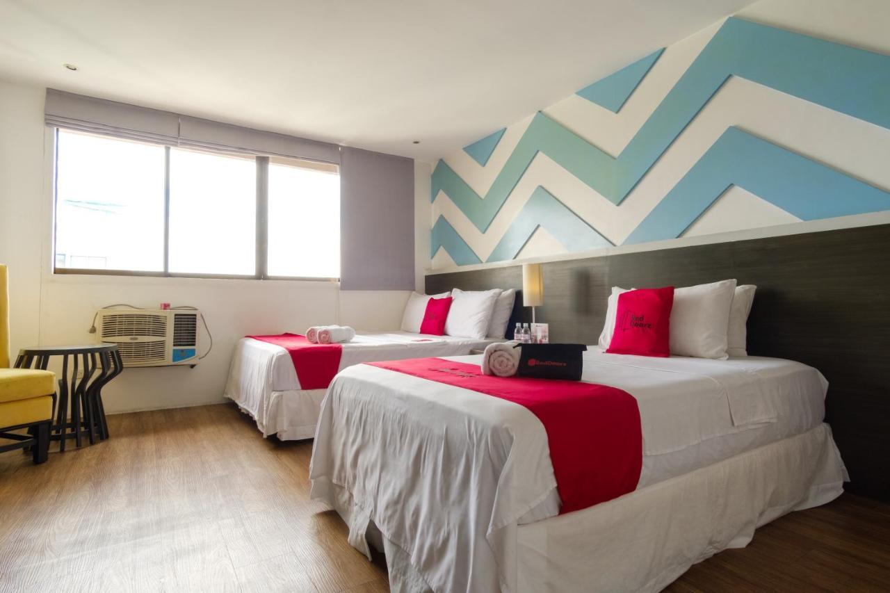 Reddoorz Plus @ Casino Street Makati Makati City Екстериор снимка