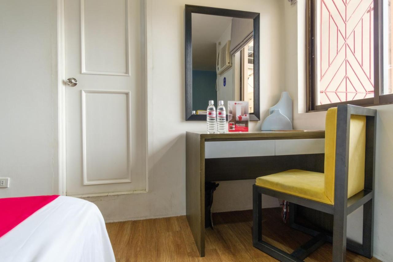 Reddoorz Plus @ Casino Street Makati Makati City Екстериор снимка